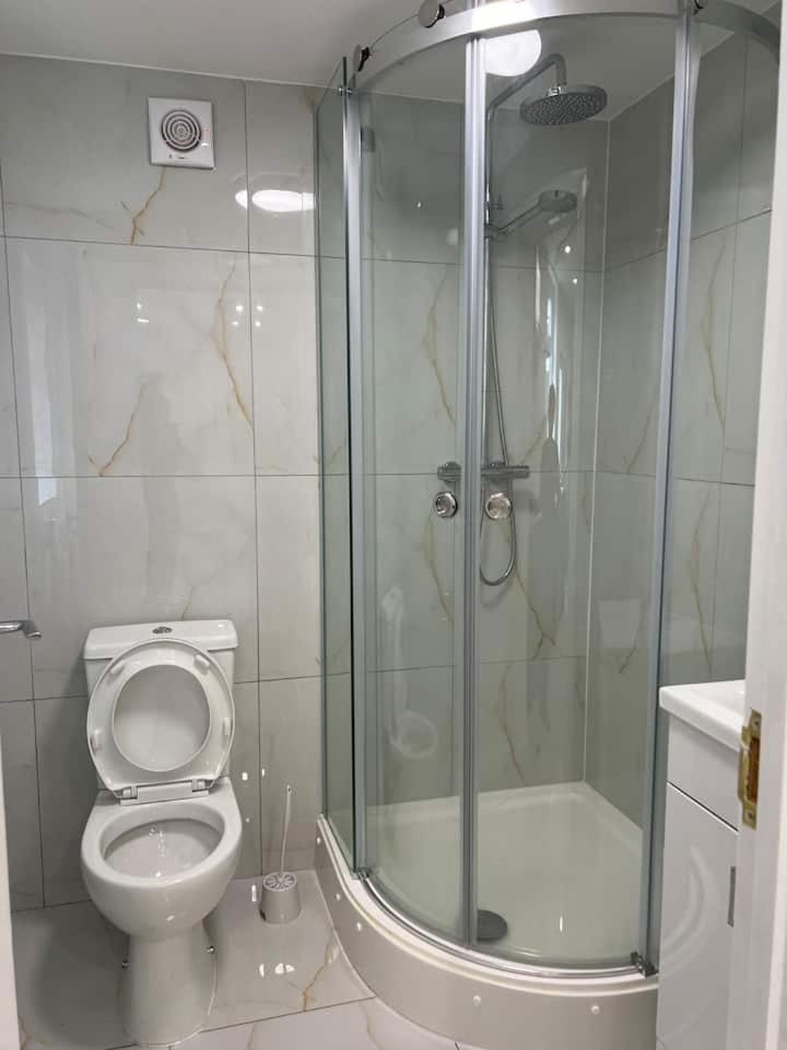 Catherine 5 Bedroom House Кру Экстерьер фото